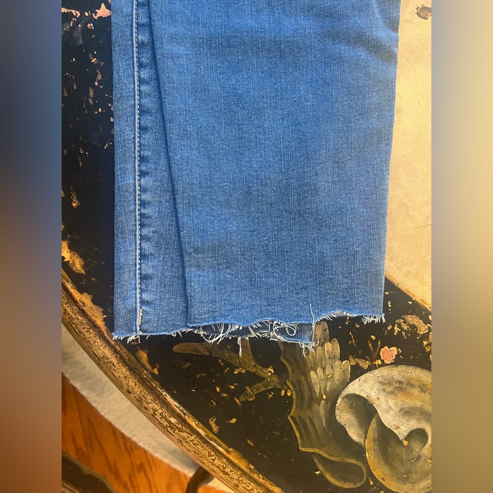 NWT LulaRoe ripped jeans - Picture 7 of 8